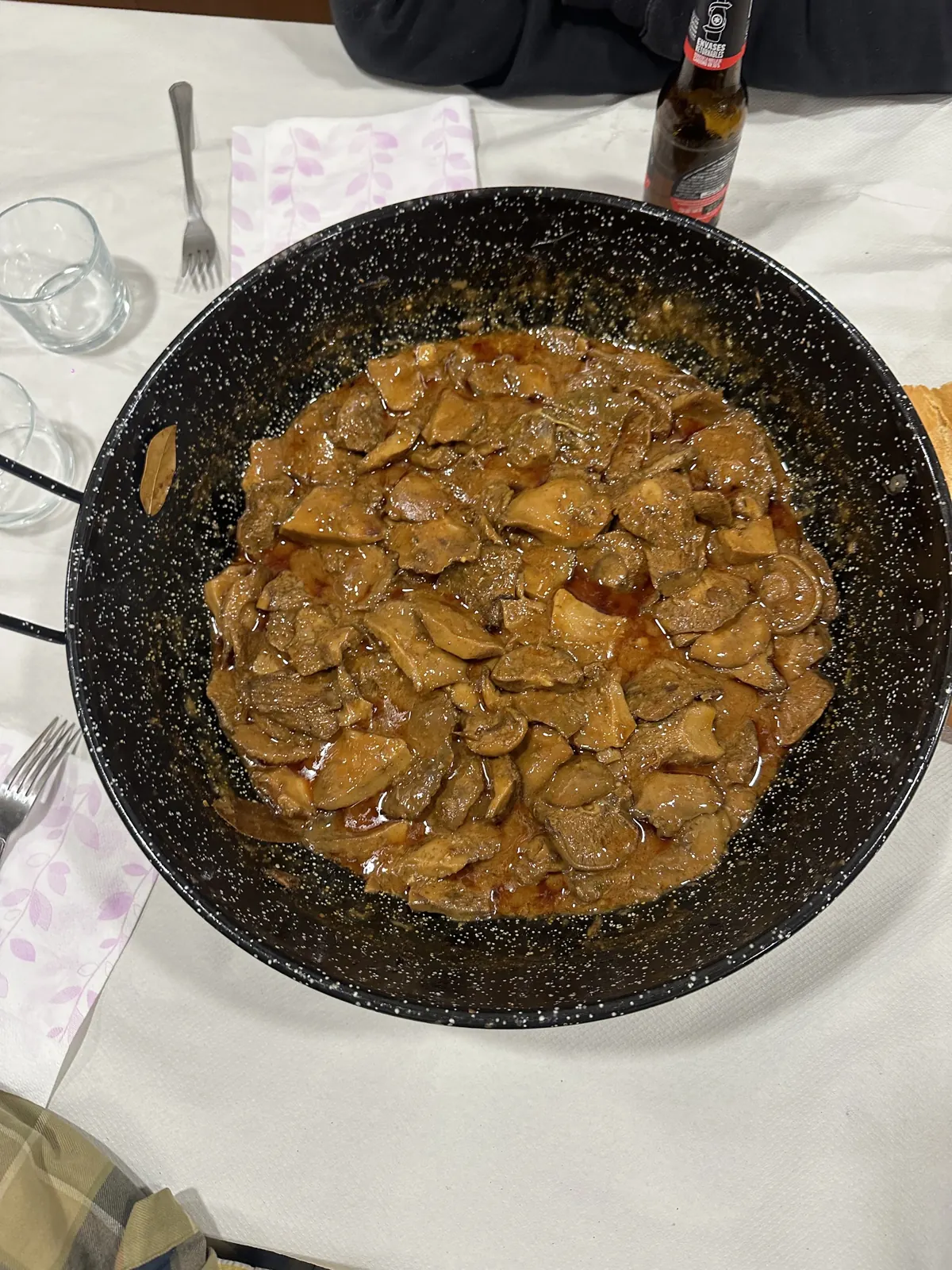 Sartén de níscalos guisados